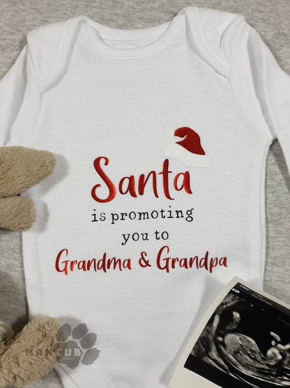 Personalised Christmas Pregnancy announcement vest Christmas baby. - Mancub Prints